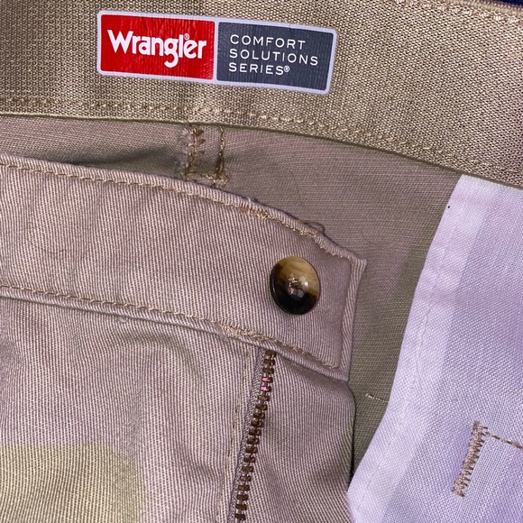 Wrangler Men Pant - Picture 1 of 3